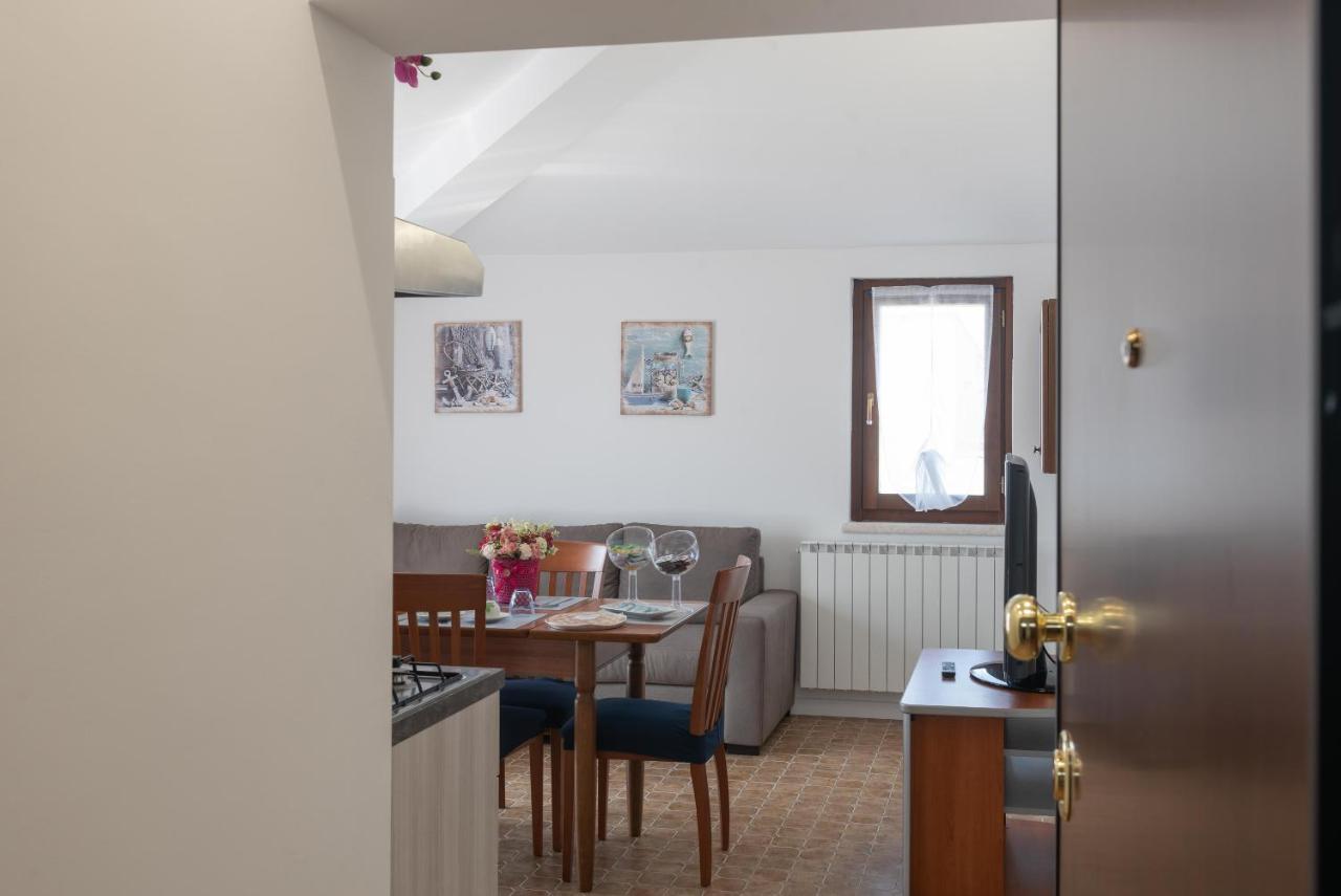 Dolce Alba Bed & Breakfast Montecastrilli Екстериор снимка
