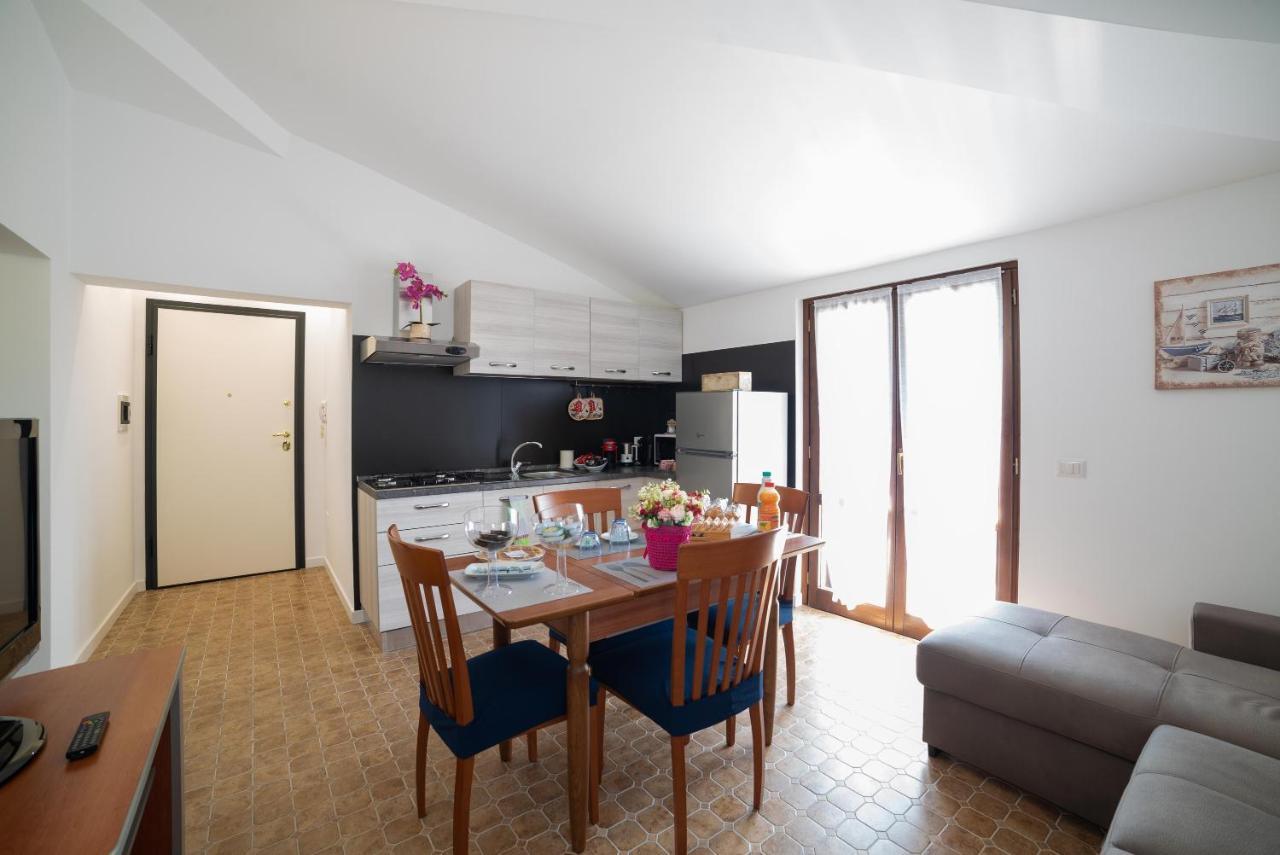 Dolce Alba Bed & Breakfast Montecastrilli Екстериор снимка