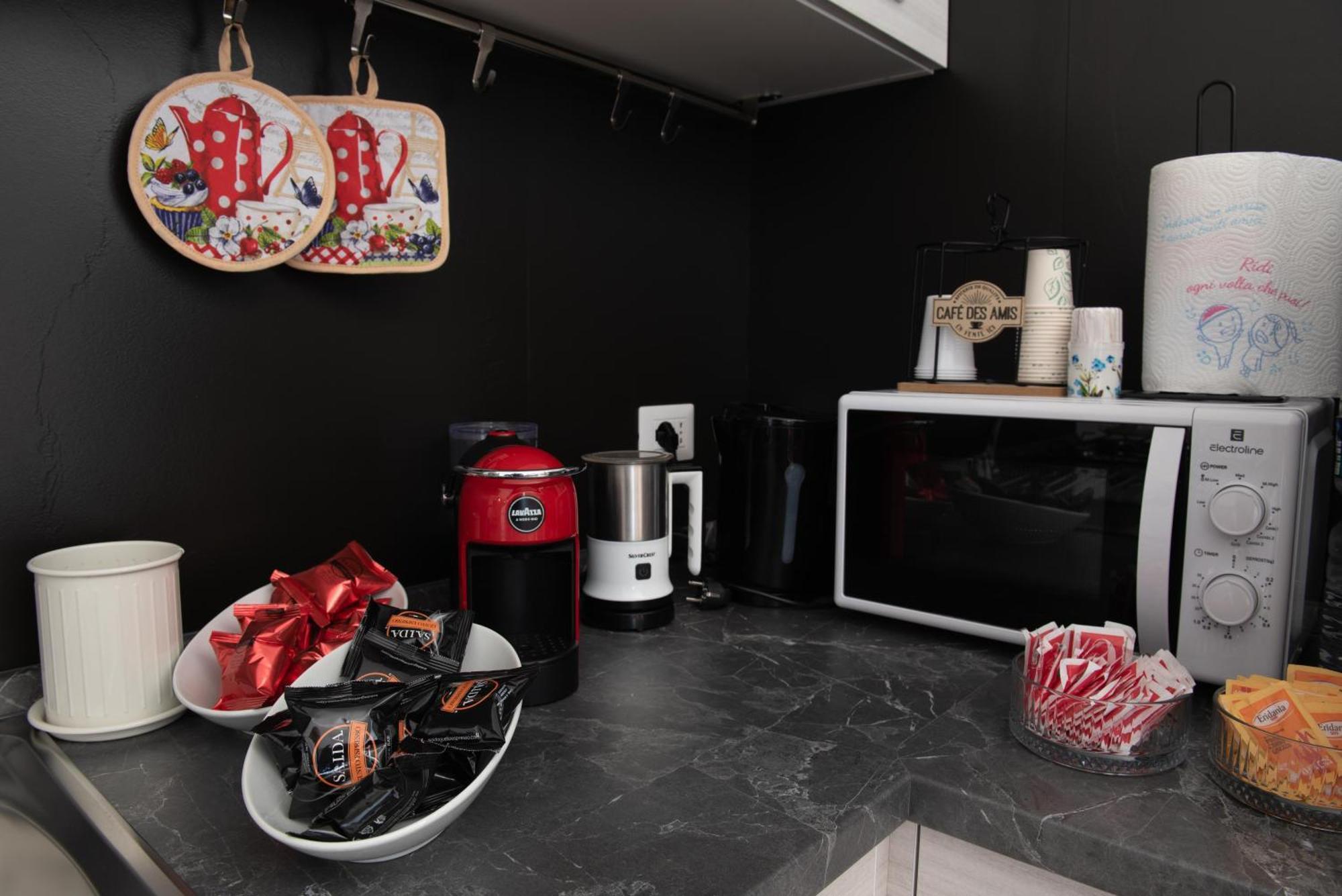 Dolce Alba Bed & Breakfast Montecastrilli Екстериор снимка
